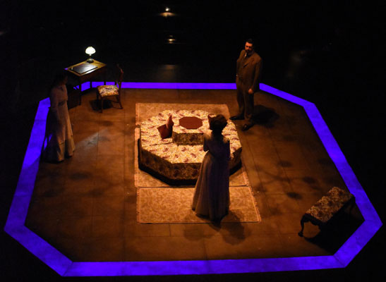 Lighting for Theatre in the Round
